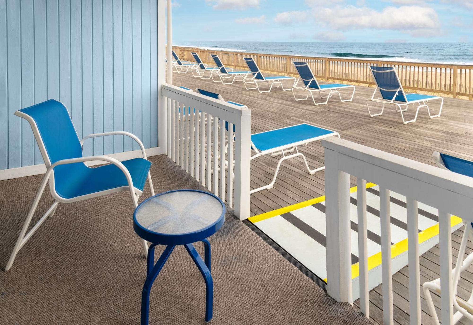 Blue 3* Montauk